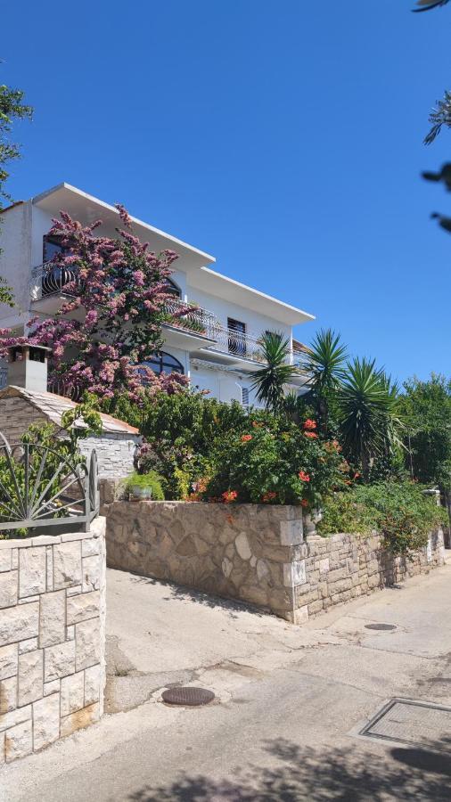 Apartment Franic Sućuraj Esterno foto